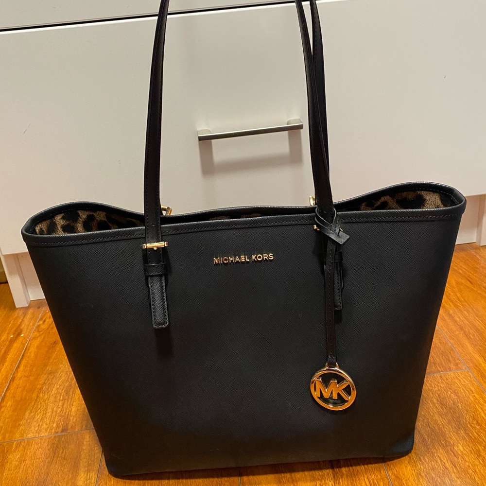 Micheal kors bag